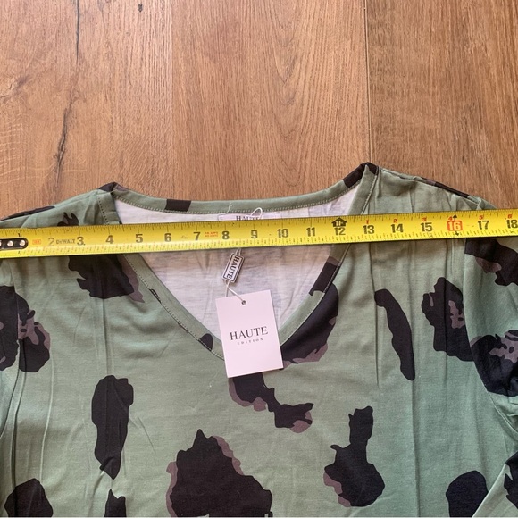 Haute edition Olive Green Leopard Print Women's Top - Picture 5 of 7